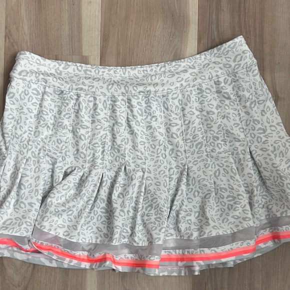 Lucky In Love Skort Skirt Leopard Gray Instinct Pleated Tennis Pickleball XL 14 - Picture 5 of 6